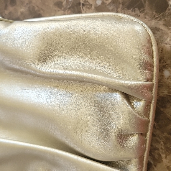 2 Express Gold Wristlets - Picture 3 of 12